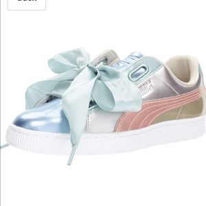 Puma Basket Glitter Heart Sneaker